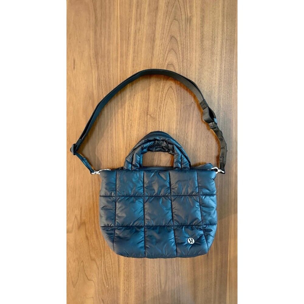 Lululemon Black Quilted Crossbody Bag Detachable Strap Top Handle Zip Silver - Picture 7 of 7